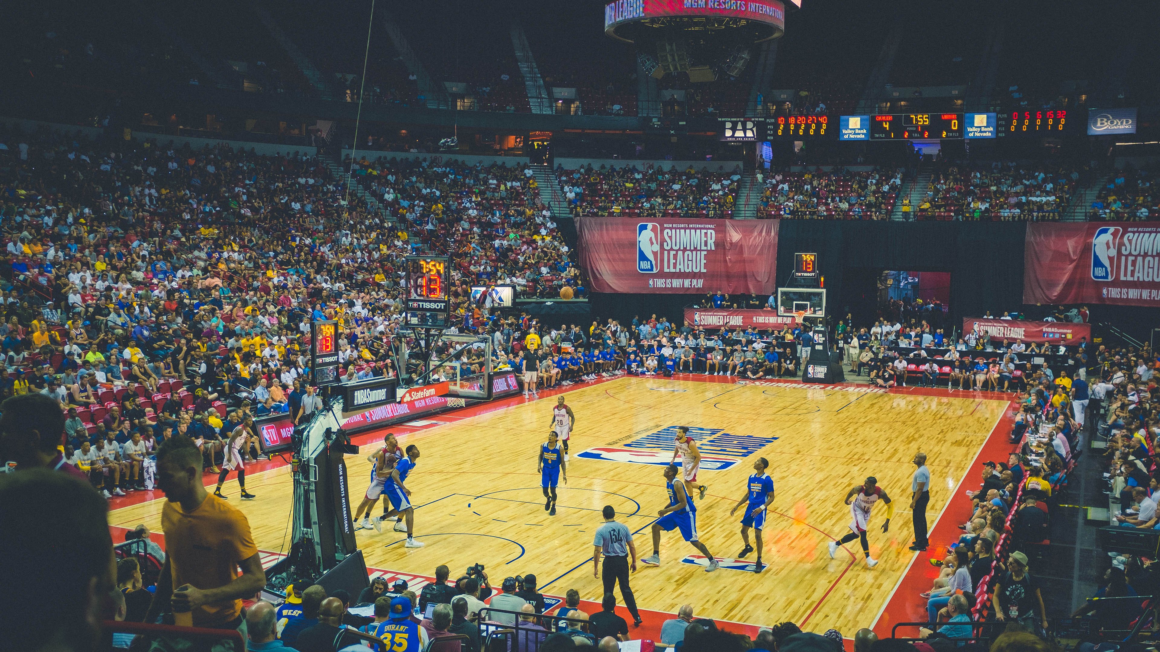 赛前速览：欧联杯次回合休斯顿火箭对阵曼联，三大看点值得期待